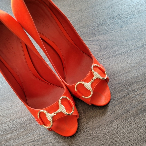 Gucci Orange Gold Horsebit Leather Peep Toe Heels Size 6 - Picture 3 of 13